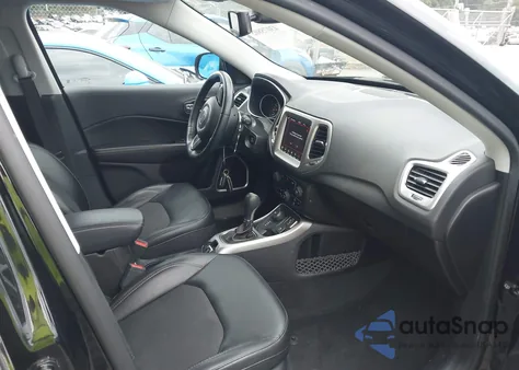 2019 Jeep Compass Latitude 4X4 from USA, damaged, VIN 3C4NJDBB8KT629469